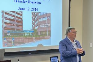 Shane Mallory gives a presentation